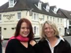 Holly and Diane outside the Swan where we had lunch which was recommended by our taxi driver (39kb)