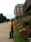 Diane in front of the Tudor Royal Tennis Court (34kb)