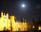 Full Moon Over Hampton Court Palace (24kb)