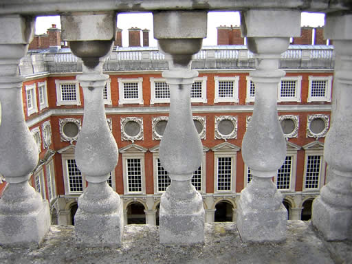 The Georgian part of the palace through the railings on the roof.