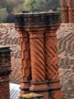 Tudor Chimneys (66kb)